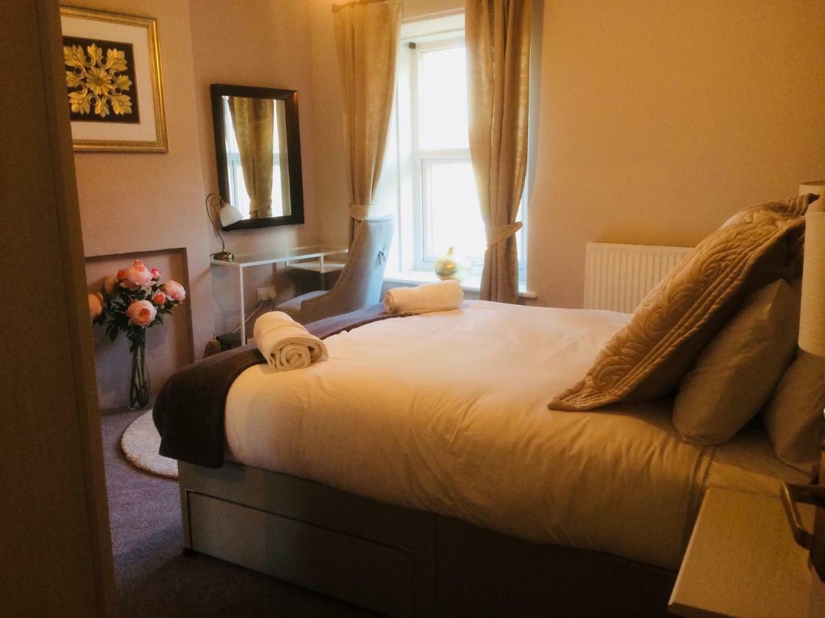 Brampton Holiday Cottage Bagian luar foto